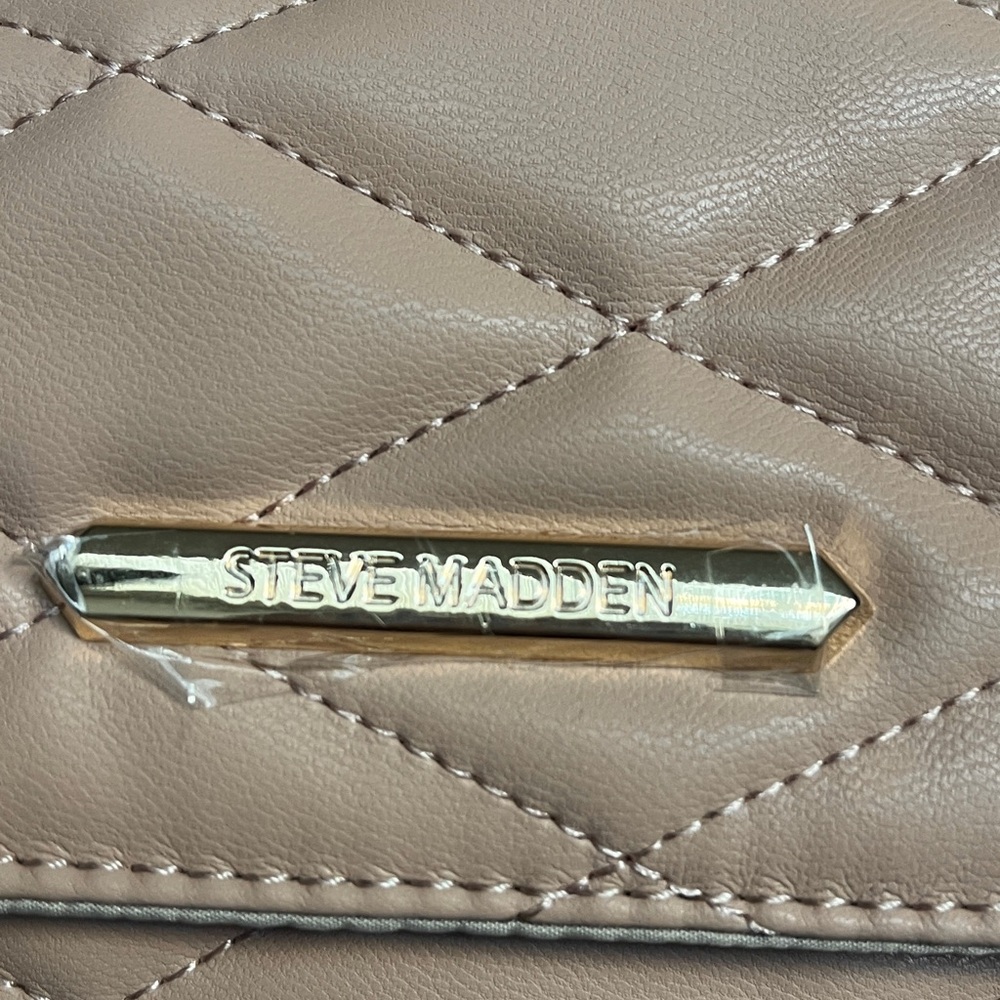 NWT Steve Madden Blush Quilted Crossbody Bag - Picture 3 of 9